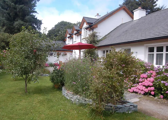 Beaufort Lodge B&B & Cottage